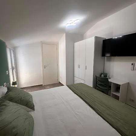 Caroline's *